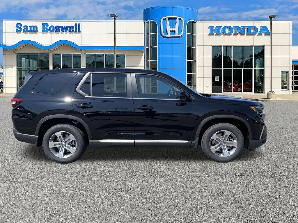 new 2025 Honda Pilot car, priced at $46,345