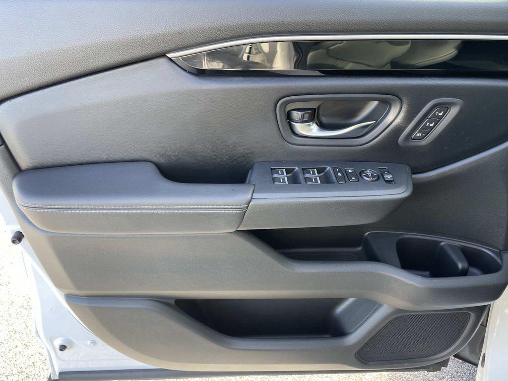 used 2023 Honda Pilot car, priced at $34,000