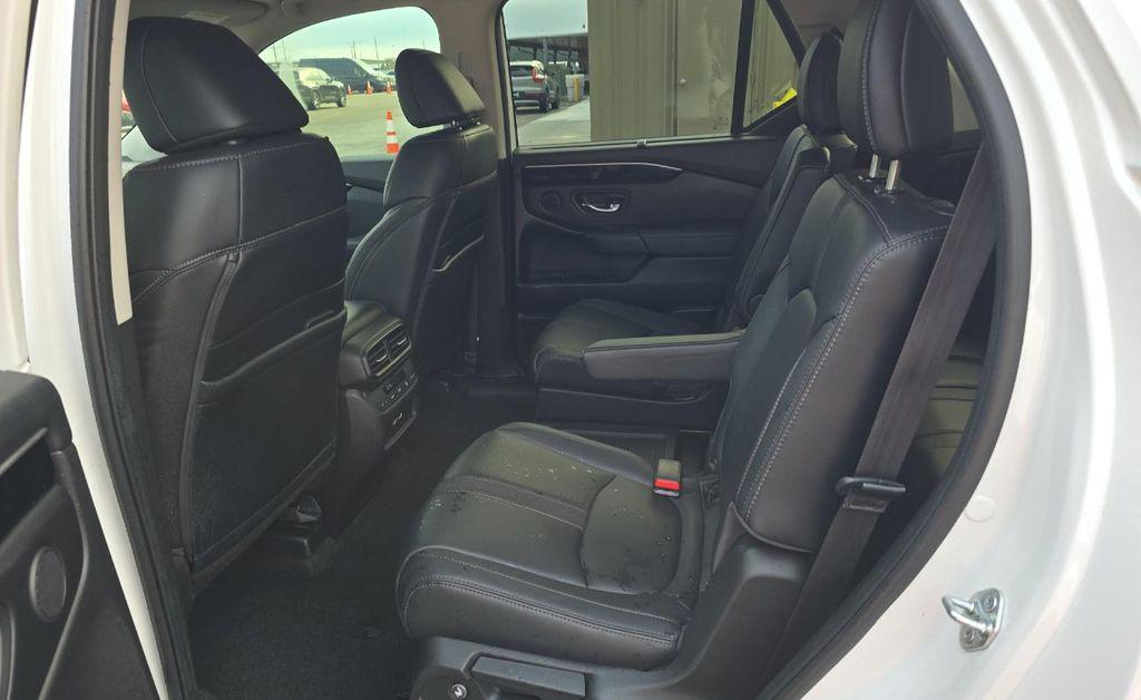 used 2023 Honda Pilot car, priced at $35,000