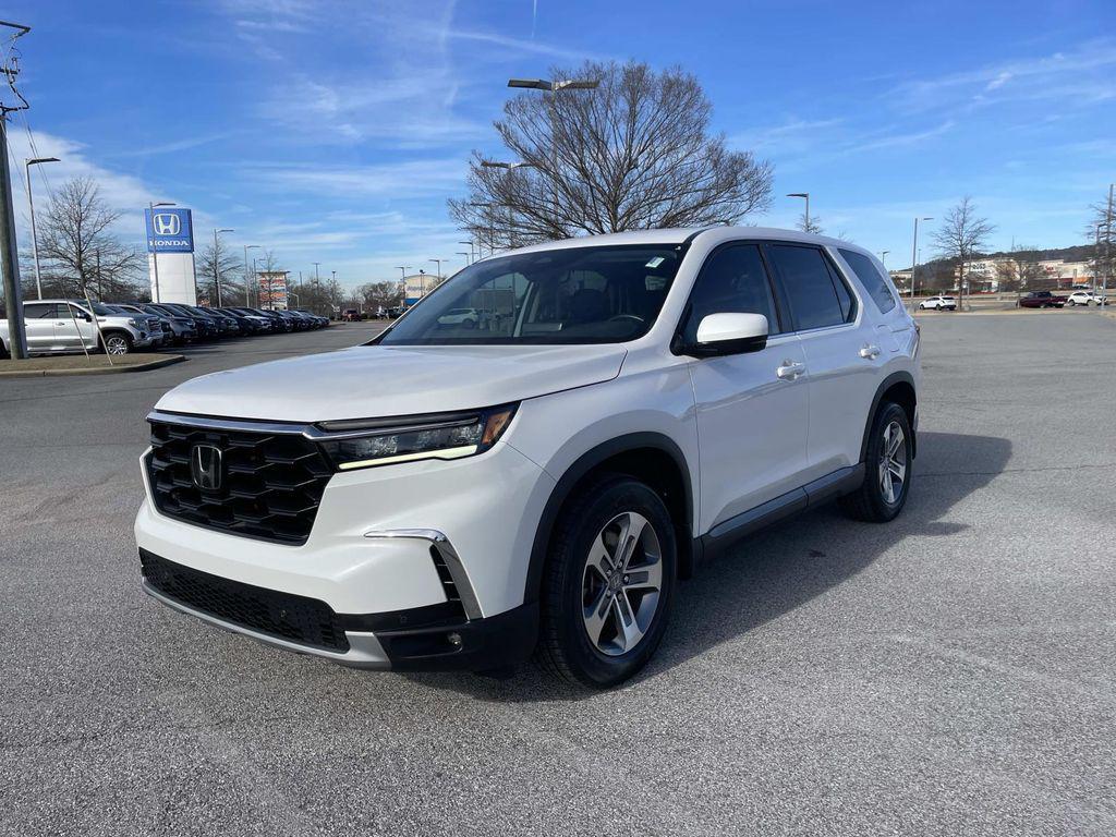 used 2023 Honda Pilot car, priced at $34,000
