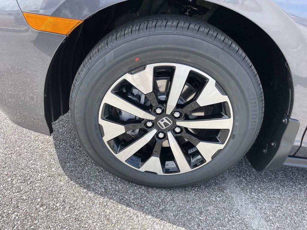 new 2026 Honda Odyssey car, priced at $43,540