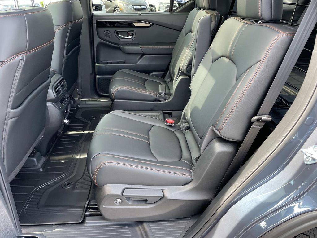 new 2026 Honda Pilot car, priced at $51,890