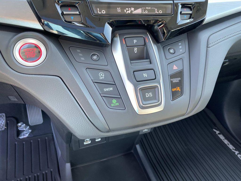 new 2026 Honda Odyssey car, priced at $43,540