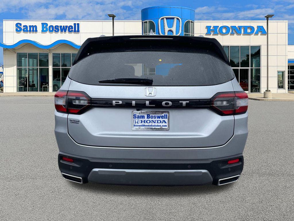 new 2026 Honda Pilot car, priced at $45,990