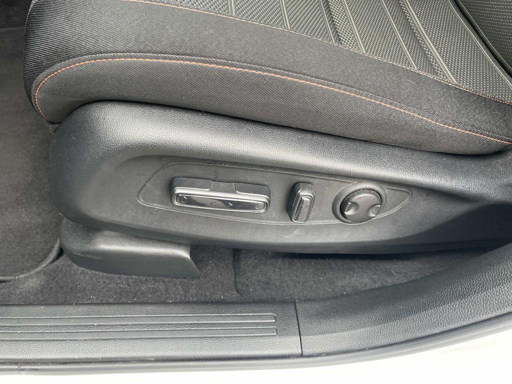 used 2023 Honda CR-V Hybrid car, priced at $27,720