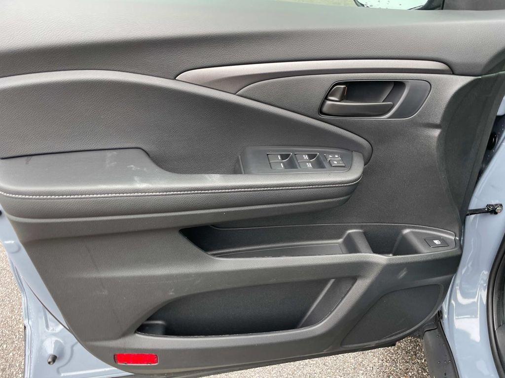 new 2025 Honda Ridgeline car, priced at $41,250