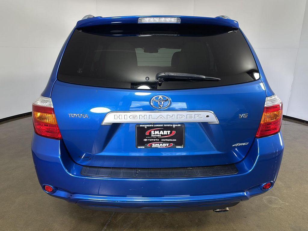 used 2008 Toyota Highlander car, priced at $15,000