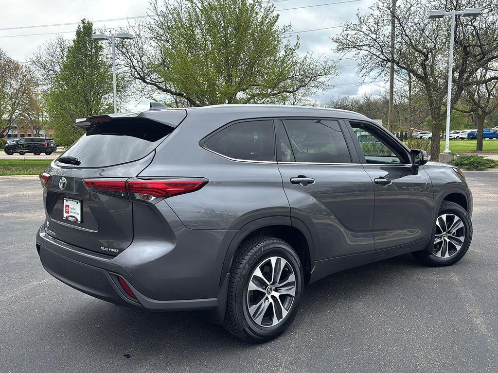 used 2023 Toyota Highlander car, priced at $37,996