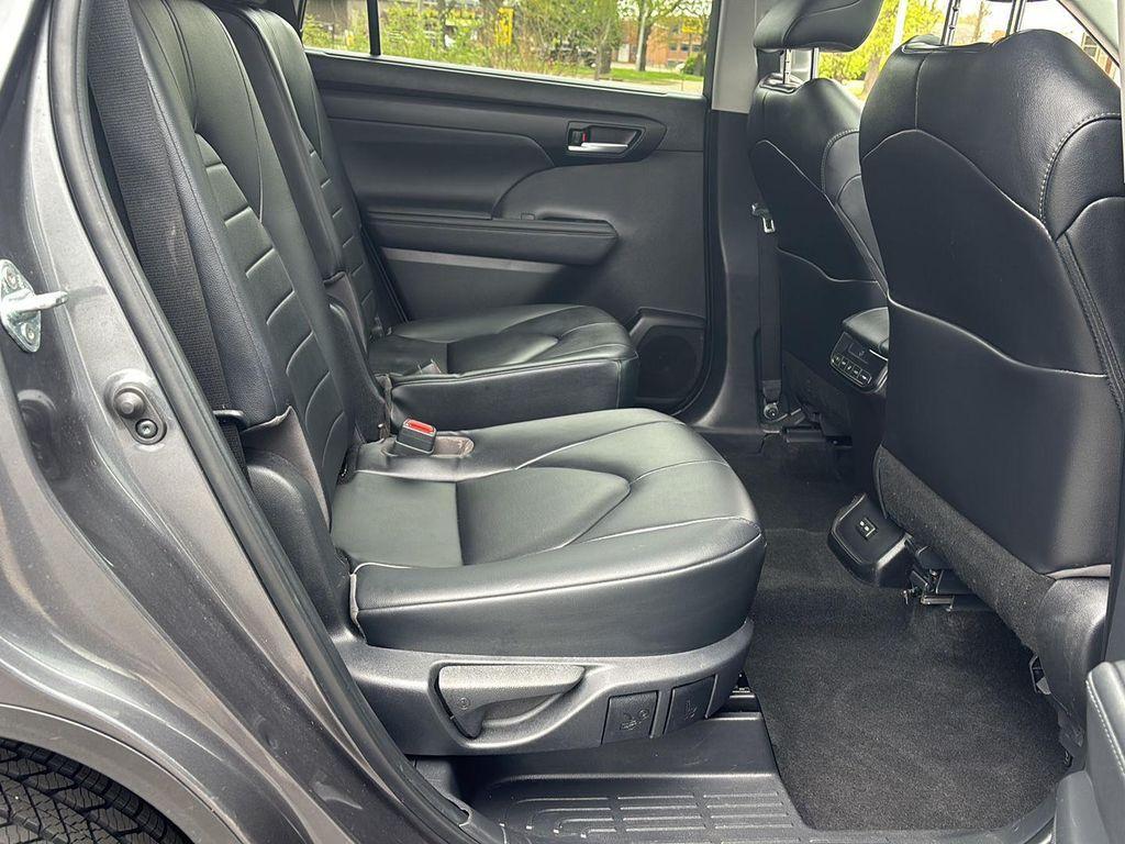 used 2023 Toyota Highlander car, priced at $37,996