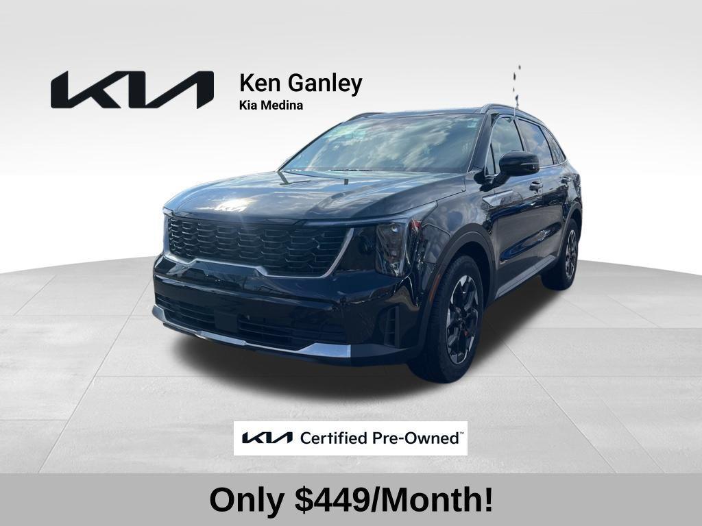 used 2025 Kia Sorento car, priced at $30,957