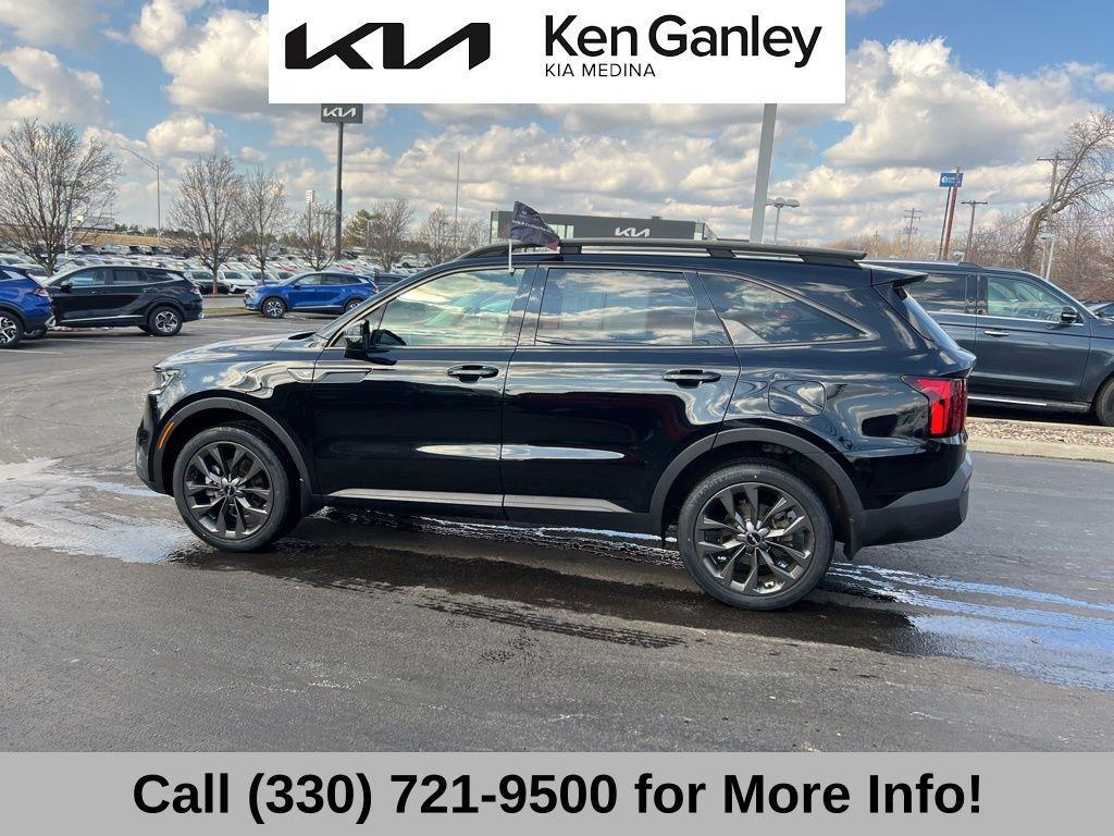 used 2023 Kia Sorento car, priced at $28,400