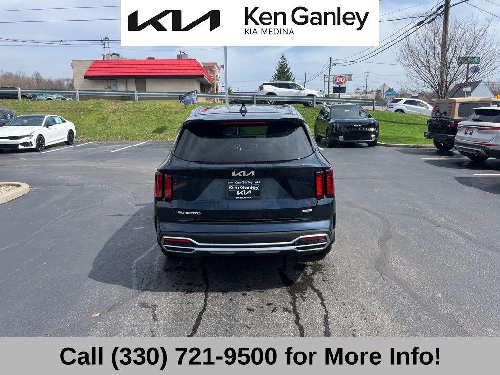 used 2023 Kia Sorento Hybrid car, priced at $29,580