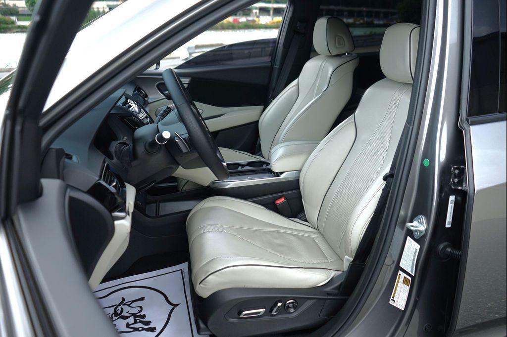 used 2025 Acura RDX car, priced at $42,900