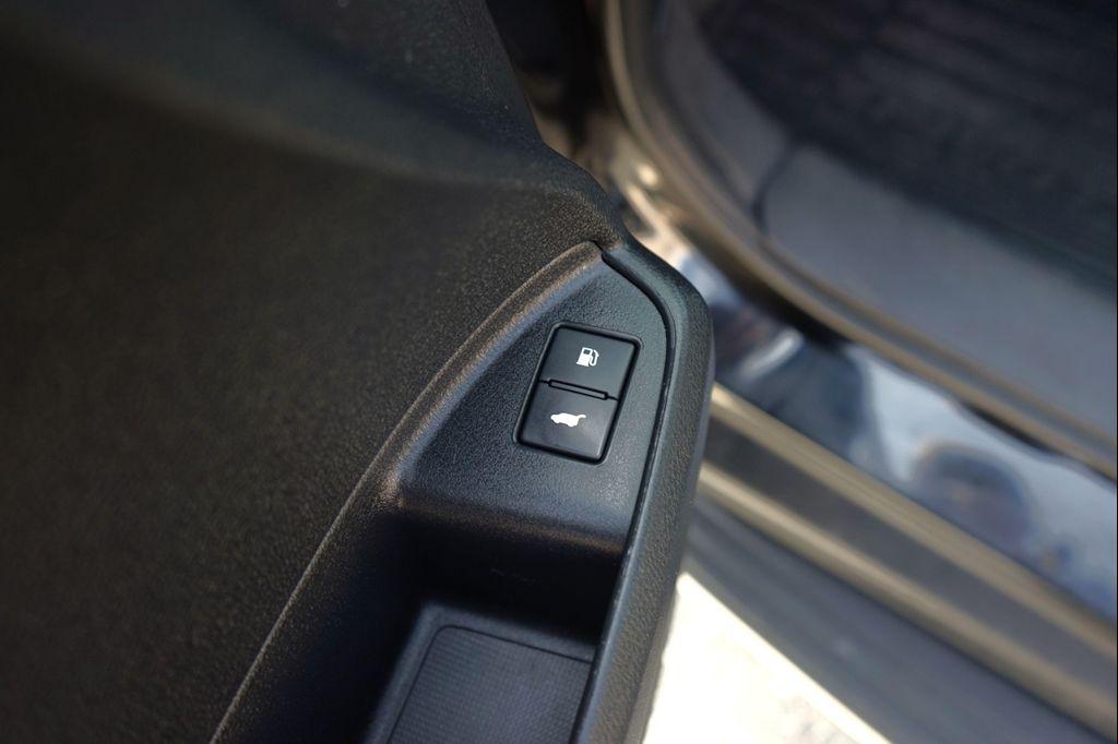 used 2018 Honda Pilot car, priced at $16,900