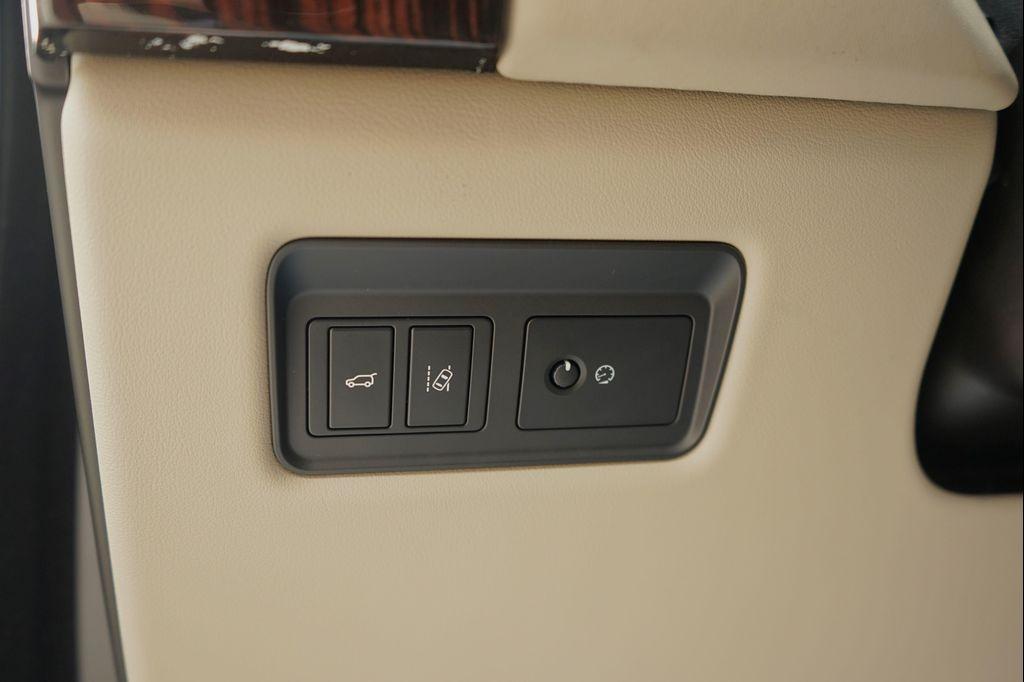 used 2017 Land Rover Range Rover car, priced at $24,900