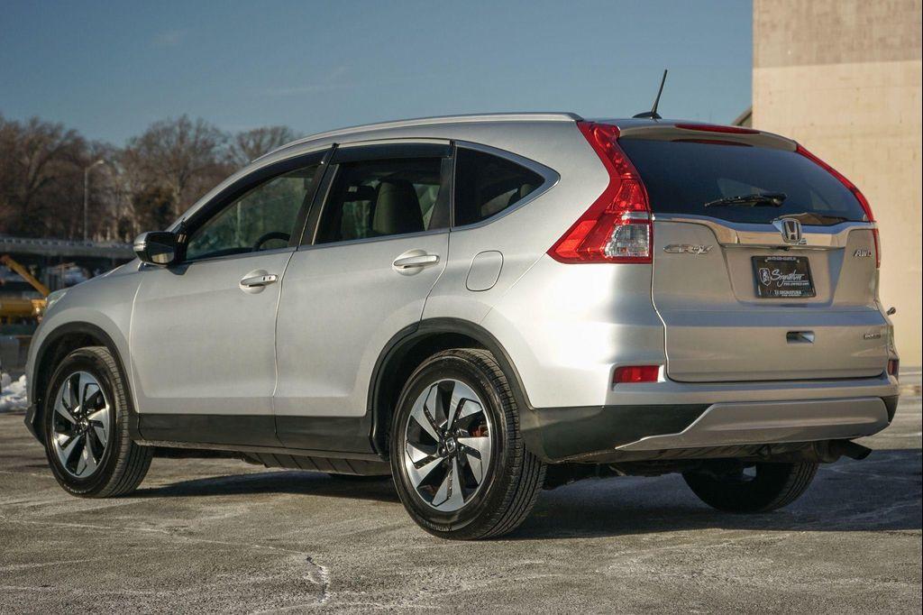 used 2015 Honda CR-V car, priced at $14,325