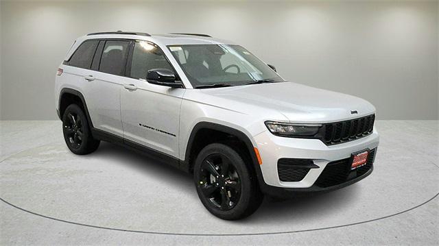 new 2025 Jeep Grand Cherokee car, priced at $41,054