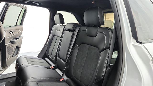 new 2025 Jeep Grand Cherokee car, priced at $41,054