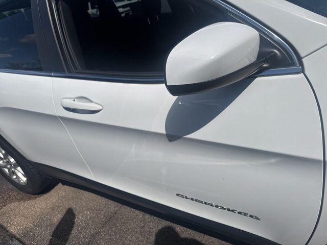 used 2016 Jeep Cherokee car, priced at $13,999