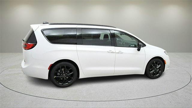 new 2026 Chrysler Pacifica car, priced at $46,740