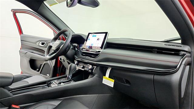 new 2026 Jeep Compass car, priced at $29,256