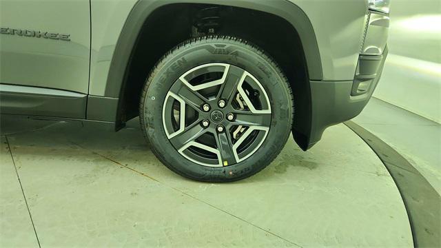 new 2026 Jeep Cherokee car, priced at $38,182