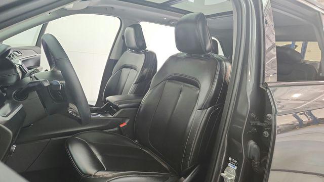 used 2023 Jeep Grand Cherokee car, priced at $31,411
