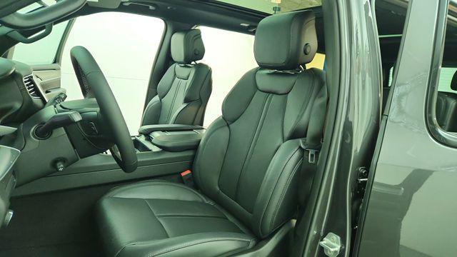 new 2026 Jeep Grand Wagoneer car, priced at $71,831