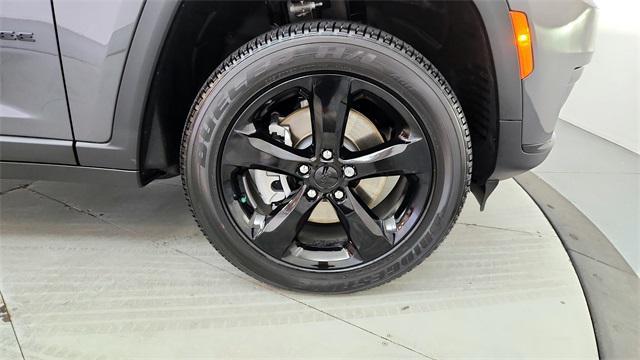 new 2025 Jeep Grand Cherokee L car, priced at $42,834