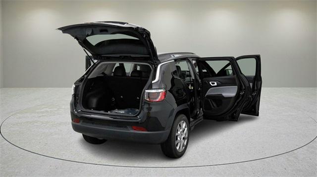 used 2022 Jeep Compass car, priced at $22,720