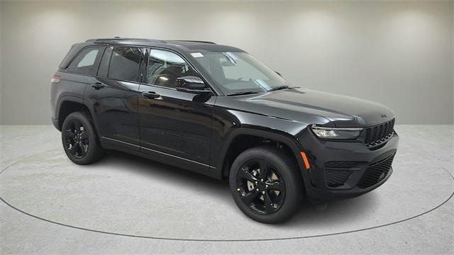 new 2025 Jeep Grand Cherokee car, priced at $41,054