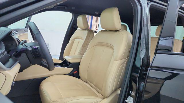used 2023 Jeep Grand Cherokee car, priced at $29,999