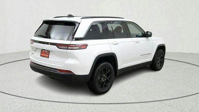 new 2026 Jeep Grand Cherokee car, priced at $41,303