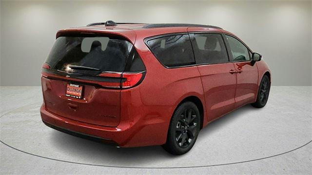 new 2026 Chrysler Pacifica car, priced at $47,176