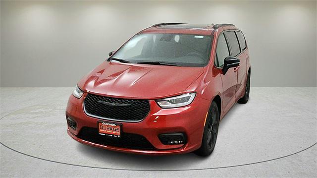 new 2026 Chrysler Pacifica car, priced at $47,176