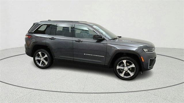 new 2026 Jeep Grand Cherokee car, priced at $44,817