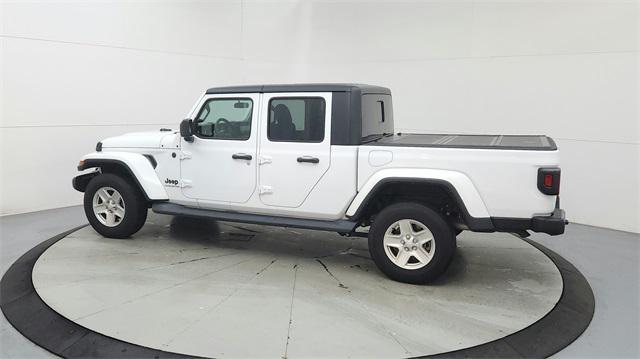 used 2022 Jeep Gladiator car, priced at $28,444