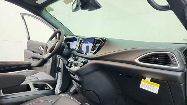 new 2026 Chrysler Pacifica car, priced at $41,773