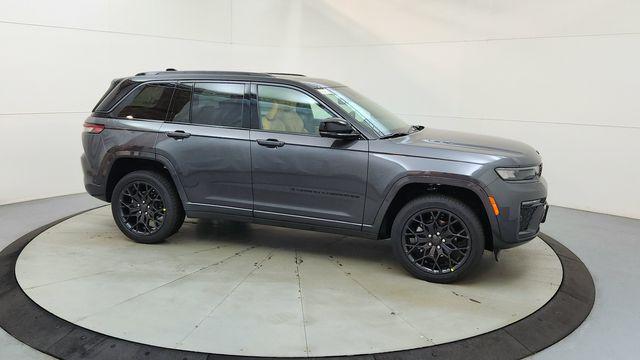 new 2026 Jeep Grand Cherokee car, priced at $56,227