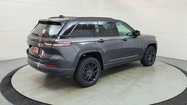 new 2026 Jeep Grand Cherokee car, priced at $56,227
