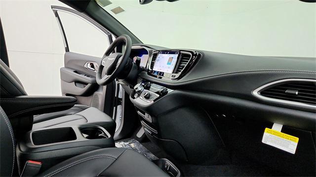 new 2026 Chrysler Pacifica car, priced at $43,085