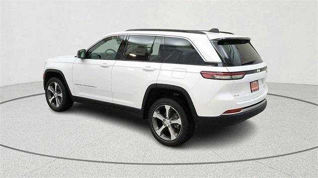 new 2026 Jeep Grand Cherokee car, priced at $44,257