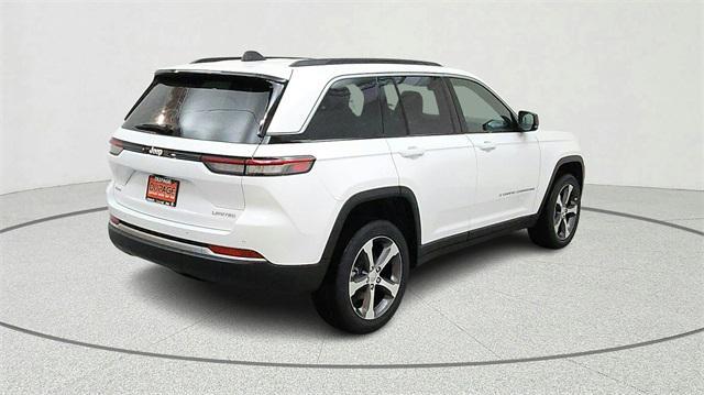 new 2026 Jeep Grand Cherokee car, priced at $44,257