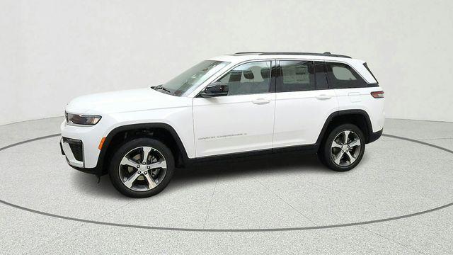 new 2026 Jeep Grand Cherokee car, priced at $42,773
