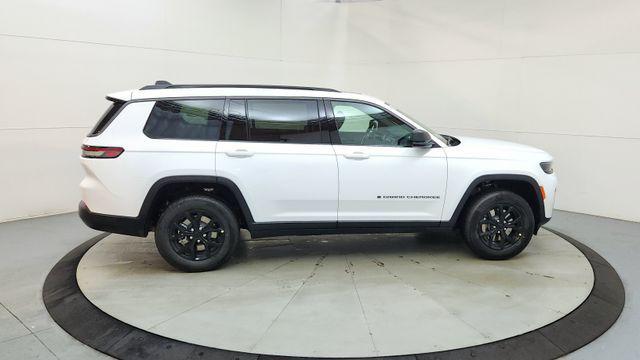 new 2026 Jeep Grand Cherokee L car, priced at $42,830