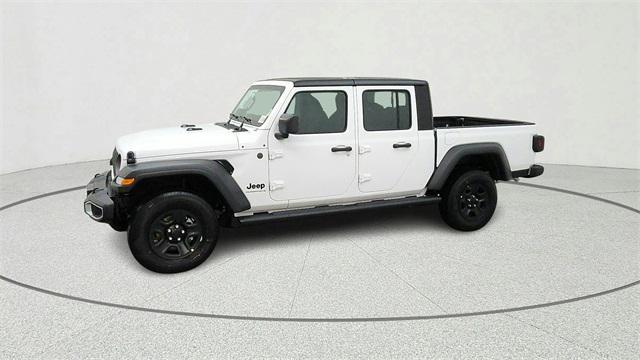 new 2026 Jeep Gladiator car, priced at $40,572