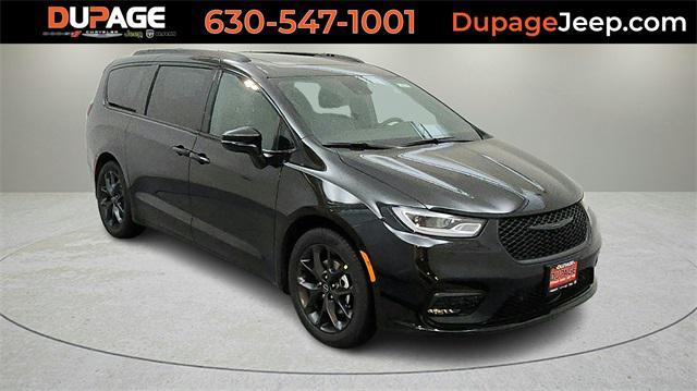 new 2026 Chrysler Pacifica car, priced at $46,740