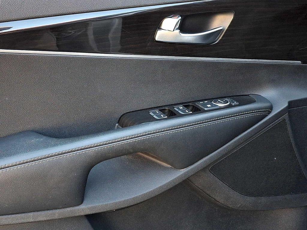 used 2020 Kia Sorento car, priced at $15,518