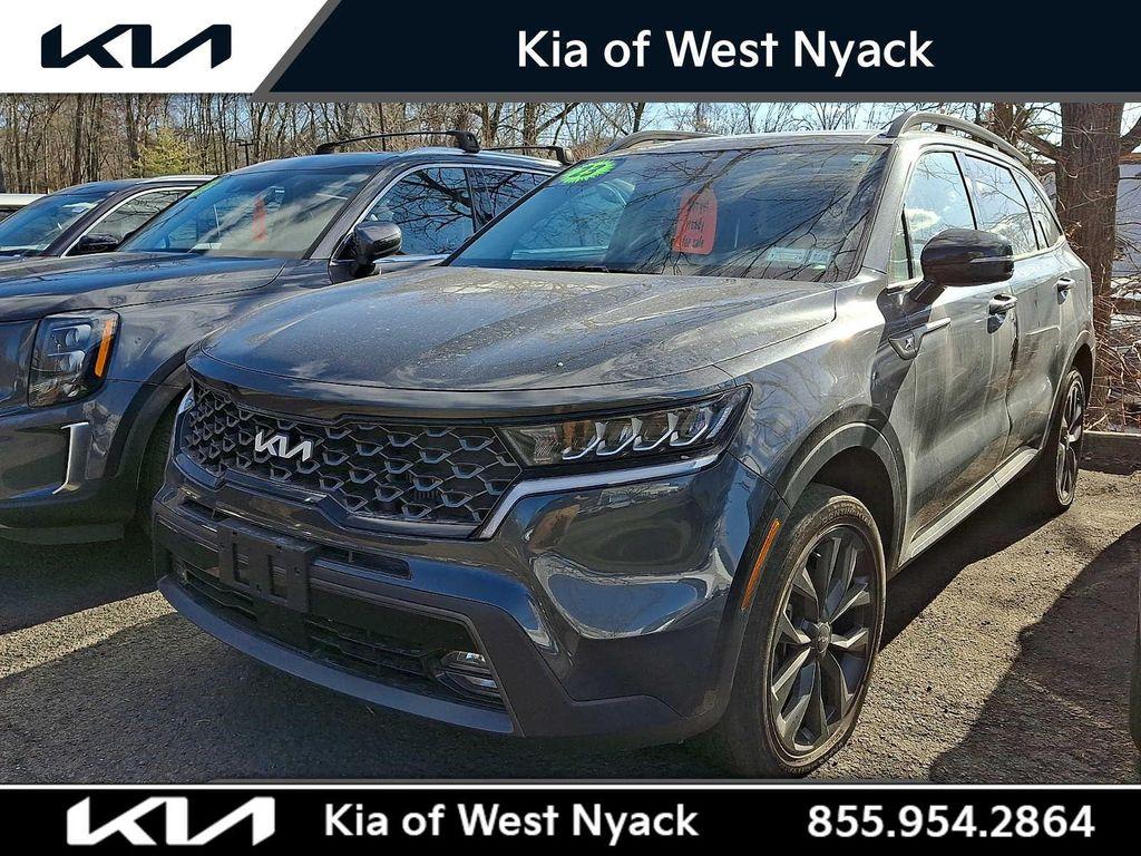 used 2023 Kia Sorento car, priced at $28,895