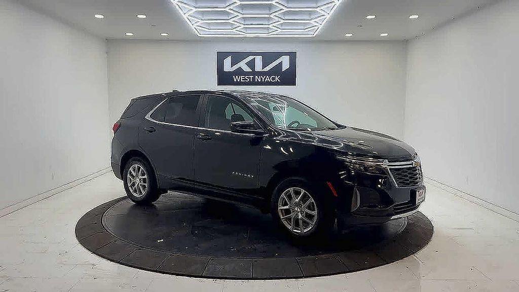 used 2023 Chevrolet Equinox car, priced at $18,599